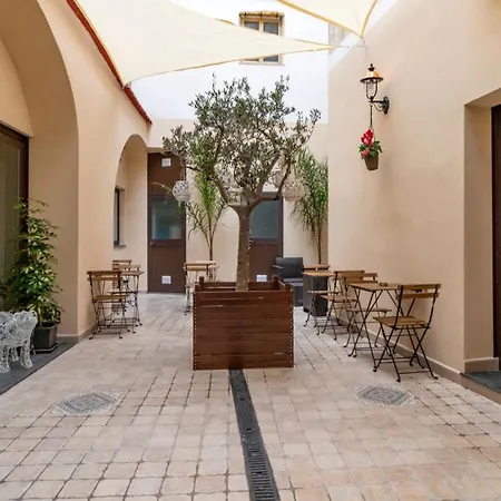 فندق مبيت وإفطار Siculis Domus *
